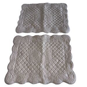 Simply Shabby Chic 2 Pillow Shams Rachel Ashwell Beige Scalloped  Quilted